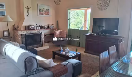 Casa com 5 dormitórios à venda, 275 m² por R$ 970.000 - Parque das Samambaias - Juiz de Fora/MG