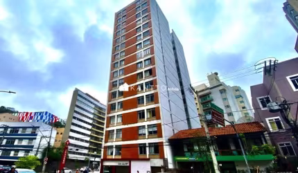 Apartamento com 2 dormitórios à venda, 73 m² por R$ 380.000 - Centro - Juiz de Fora/MG