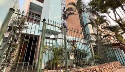 Apartamento com 2 dormitórios à venda, 77 m² por R$ 269.100 - Vale do Ipê - Juiz de Fora/MG