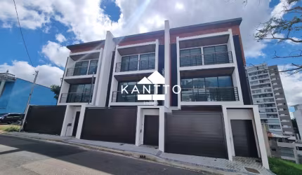 Casa com 3 dormitórios à venda, 225 m² por R$ 990.000,00 - Mansões do Bom Pastor - Juiz de Fora/MG
