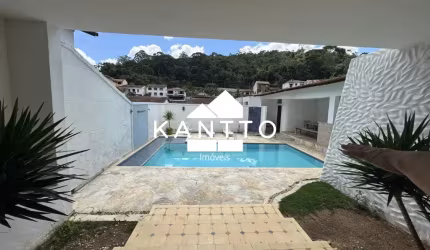 Casa duplex, 4 quartos, suíte, piscina, garagem, Vale do Ipê, Juiz de Fora