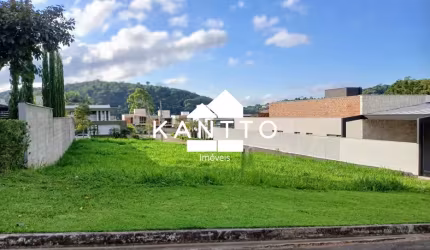 **Título: Terreno à Venda no Residencial Alvim, Juiz de Fora, Minas Gerais**