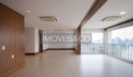 Alto padrão com vista 2 suítes com closet, Condomínio clube, Vila Olimpia, São Paulo, SP 4 salas, 3 banheiros, 4 vagas de garagem, 217m²!