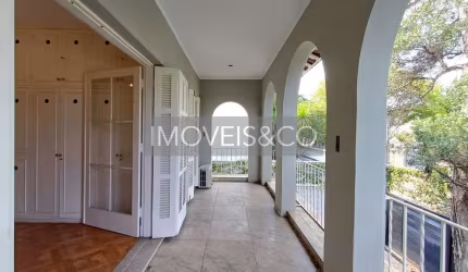 Imperdível casa para venda ou locação em São Paulo-SP, Jardim Paulista: 4 quartos, 3 suítes, 3 salas, 5 banheiros, 6 vagas, 400m².
