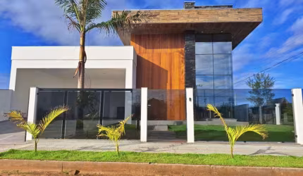 Casa 03 Dorm à venda no Bairro Bella Torres com 195 m² de área privativa - 2 vagas de garagem