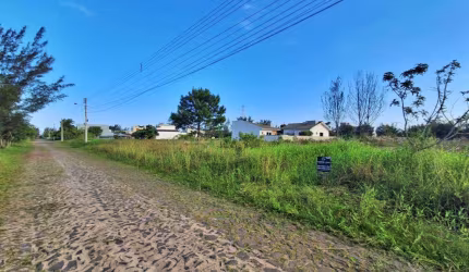 Terreno à venda no Bairro Bella Torres com 375 m² de área privativa