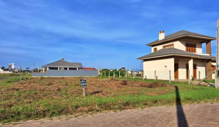 Terreno à venda no Bairro Camboim com 490 m² de área privativa