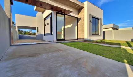 Casa 03 Dorm à venda no Bairro Bella Torres com 107 m² de área privativa - 2 vagas de garagem