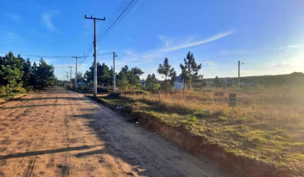 Terreno à venda no Bairro Xangri-lá dos Mares com 300 m² de área privativa