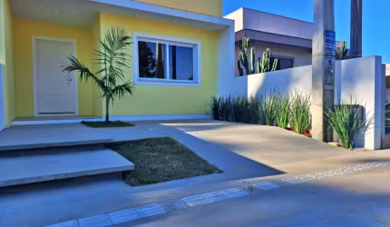 Casa 02 Dorm à venda no Bairro Bella Torres com 102 m² de área privativa - 1 vaga de garagem