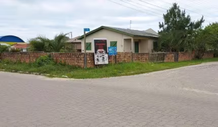 Casa 02 Dorm à venda no Bairro Rosa do Mar com 76 m² de área privativa