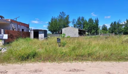Terreno à venda no Bairro Praia Tapera com 300 m² de área privativa