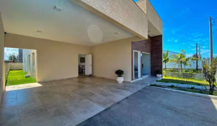 Casa 03 Dorm à venda no Bairro Mira Torres com 175 m² de área privativa - 2 vagas de garagem