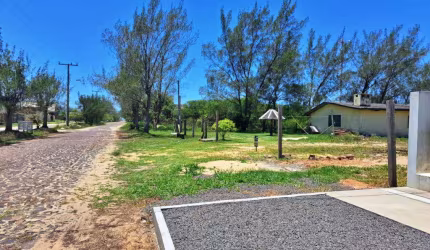 Terreno à venda no Bairro Bella Torres com 450 m² de área privativa