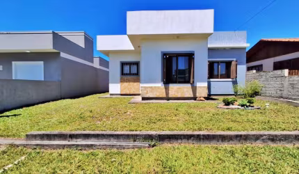 Casa 02 Dorm à venda no Bairro Bella Torres com 60 m² de área privativa