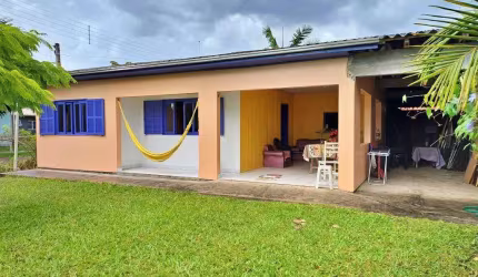 Casa 03 Dorm à venda no Bairro Rosa do Mar com 100 m² de área privativa - 1 vaga de garagem