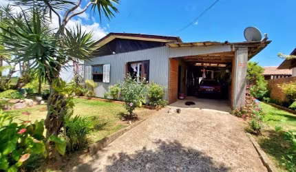 Casa 03 Dorm à venda no Bairro Praia Azul com 117 m² de área privativa - 1 vaga de garagem