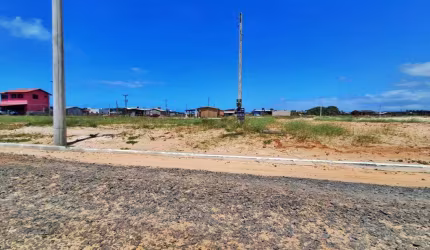 Terreno à venda no Bairro Xangri-lá dos Mares com 300 m² de área privativa