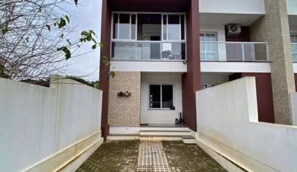 Sobrado 02 Dorm à venda no Bairro Centenário com 94 m² de área privativa - 1 vaga de garagem
