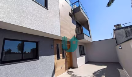 Casas estilo townhouse nova em condomínio no Guabirotuba - 3 quartos c/ suite e 2 vagas no subsolo - um show de acabamentos