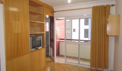 Lindo Studio com sacada e 1 vaga para locação no Ipiranga.