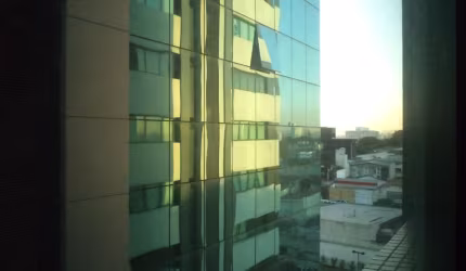 Linda sala comercial com 45m² para locação próximo metro São Judas.