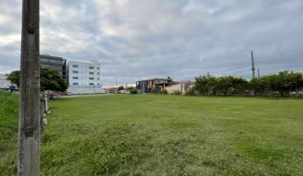 AMPLO TERRENO COM 3.638,87 M² NO CENTRO DE NAVEGANTES - SC
