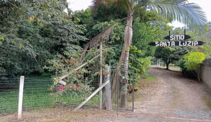 SÍTIO NO BAIRRO ESCALVADOS EM NAVEGANTES -SC