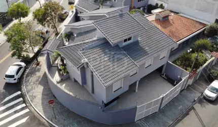 Linda Casa no Parque Espacial - 400 m² terreno - 280 m² área útil