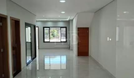 Sobrado à venda, 3 quartos, 3 suítes, 4 vagas, Alves Dias - São Bernardo do Campo/SP
