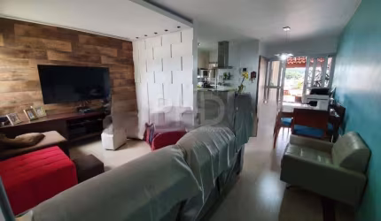 Casa Assobradada com salão comercial na parte de baixo para Venda 200 m² – Jordanópolis em São Bernardo do Campo.
