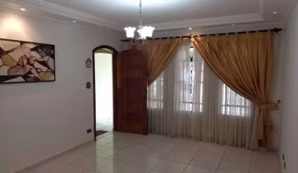 Sobrado à venda, 3 quartos, 1 suíte, 2 vagas, Jardim Las Vegas - Santo André/SP