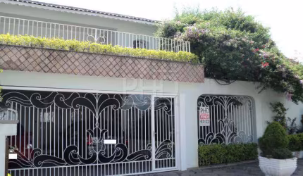 Sobrado com excelente localização no Jardim Village - Nova Petrópolis
