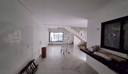 Sobrado à venda, 3 quartos, 3 suítes, 4 vagas, Jardim - Santo André/SP