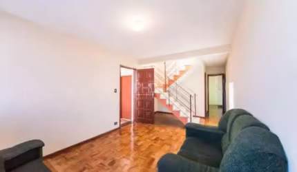 Casa à Venda com 166m2, 5 Quartos, 1 Suíte, 4 Banheiros, 2 vagas, Centro, São Bernardo do Campo