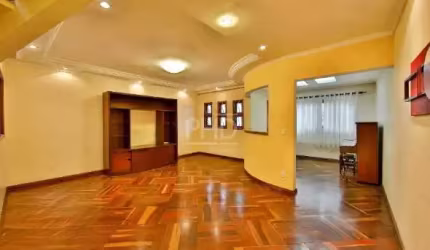 Sobrado à venda, 3 quartos, 3 suítes, 4 vagas, Anchieta - São Bernardo do Campo/SP