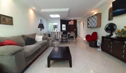 Sobrado à venda, 3 quartos, 3 suítes, 5 vagas, Nova Petrópolis - São Bernardo do Campo/SP