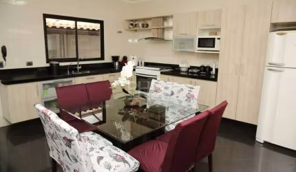 Sobrado à venda, 3 quartos, 1 suíte, 6 vagas, Jardim Las Vegas - Santo André/SP
