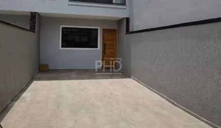 Casa à venda, 3 quartos, 2 suítes, 2 vagas, Parque Oratório - Santo André/SP