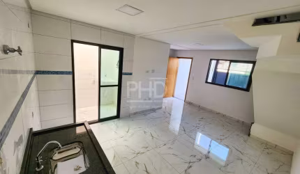 Sobrado para Aluguel, com 96m², 2 Quartos, 2 Suítes, 1 Lavabo, Terraço na Cobertura, 1 Vaga, Parque Novo Oratório, Santo André