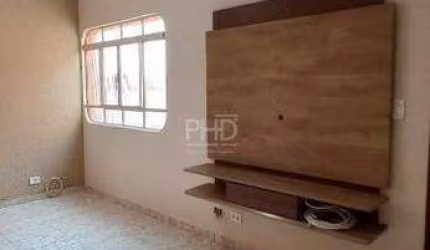Apartamento com 2 Quartos e 1 banheiro para Alugar, 51 m² por R$ 1.700/Mês