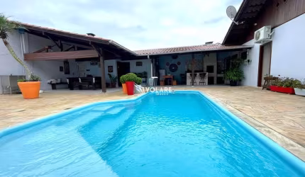 Casa com piscina - Salto Do Norte