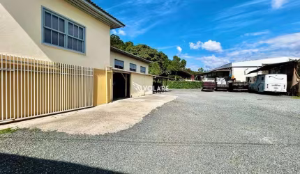 Galpão para Locação com 120 m², no Bairro Garcia!