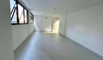 Oportunidade de Sala Comercial em Localização Privilegiada em Blumenau!