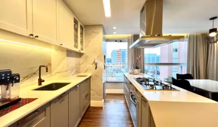 Apartamento 2 Dorm, sendo 1 suíte próximo à Vila Germânica por R$ 830.000