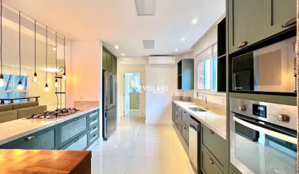 Apartamento 3 suítes e 3 vagas altíssimo padrão mobiliado, bairro Ponta Aguda