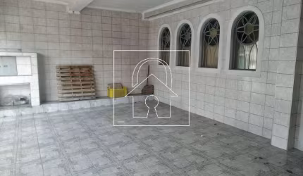 Sobrado de 196m² à venda na Vila Ema