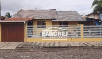 Casa com 2 dormitórios à venda, 77 m² por R$ 479.000,00 - Scharlau - São Leopoldo/RS