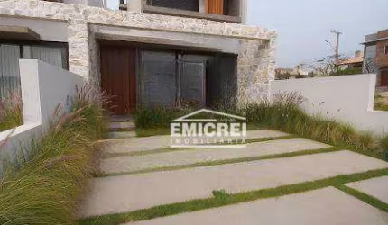 Casa com 3 dormitórios à venda, 136 m² por R$ 1.395.000,00 - Centro - Garopaba/SC