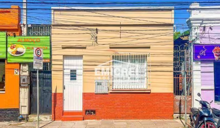 Casa com 02 dormitórios à venda, 89m² por R$ 395.000 - Centro - São Leopoldo/RS